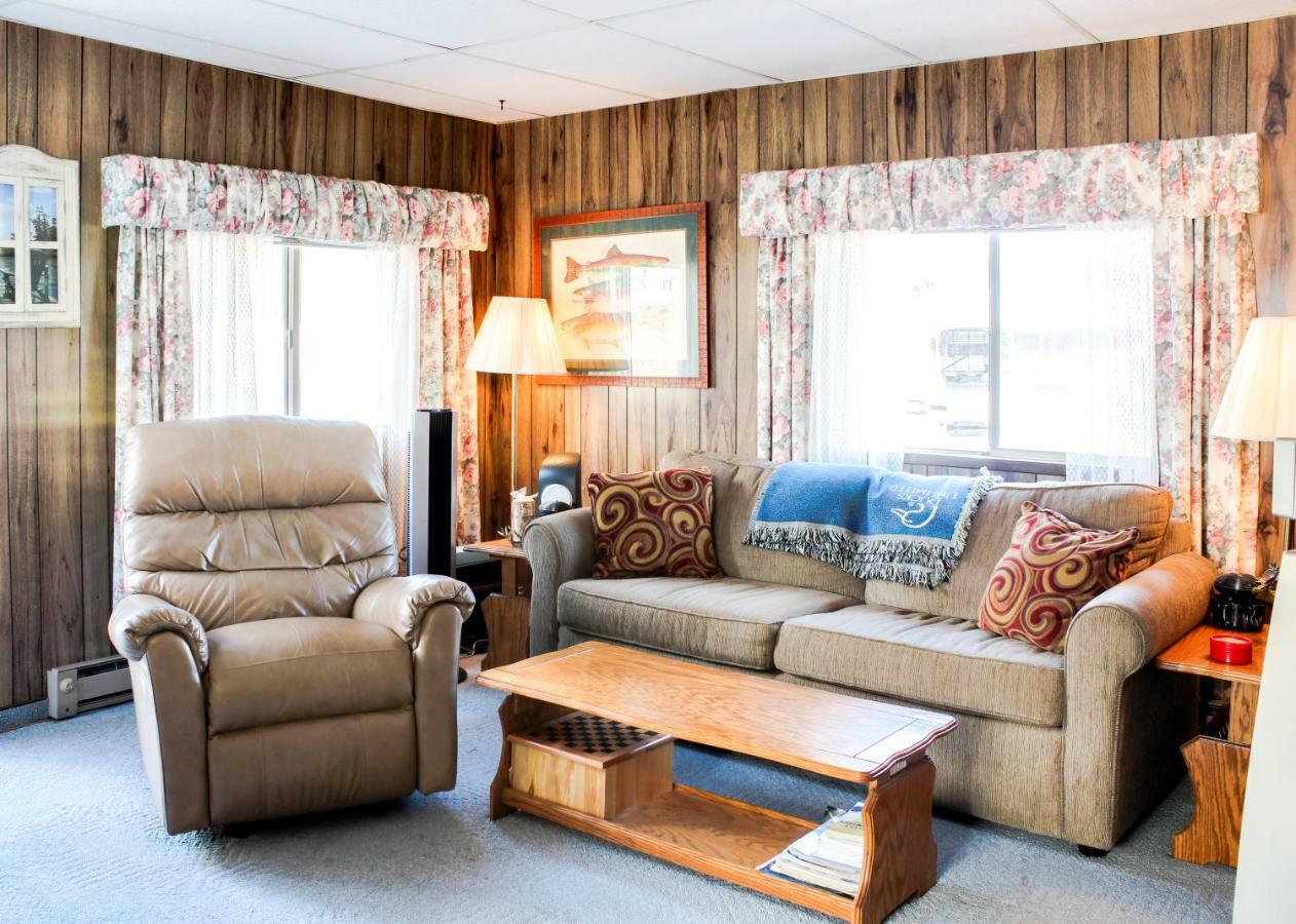 Scenic Bay Float Home Hideaway Athol Exterior photo